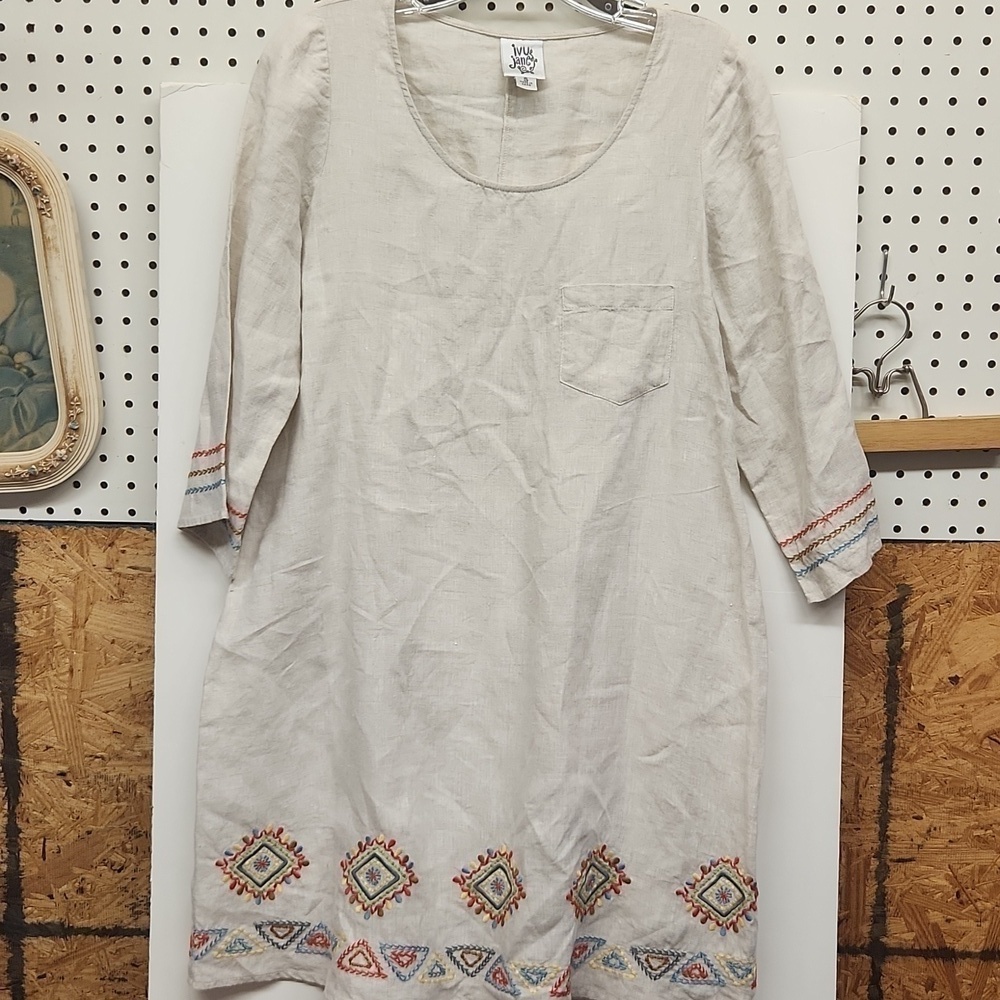 Ivy Jane tunic style dress 100% linen beige with embroidery  great condition